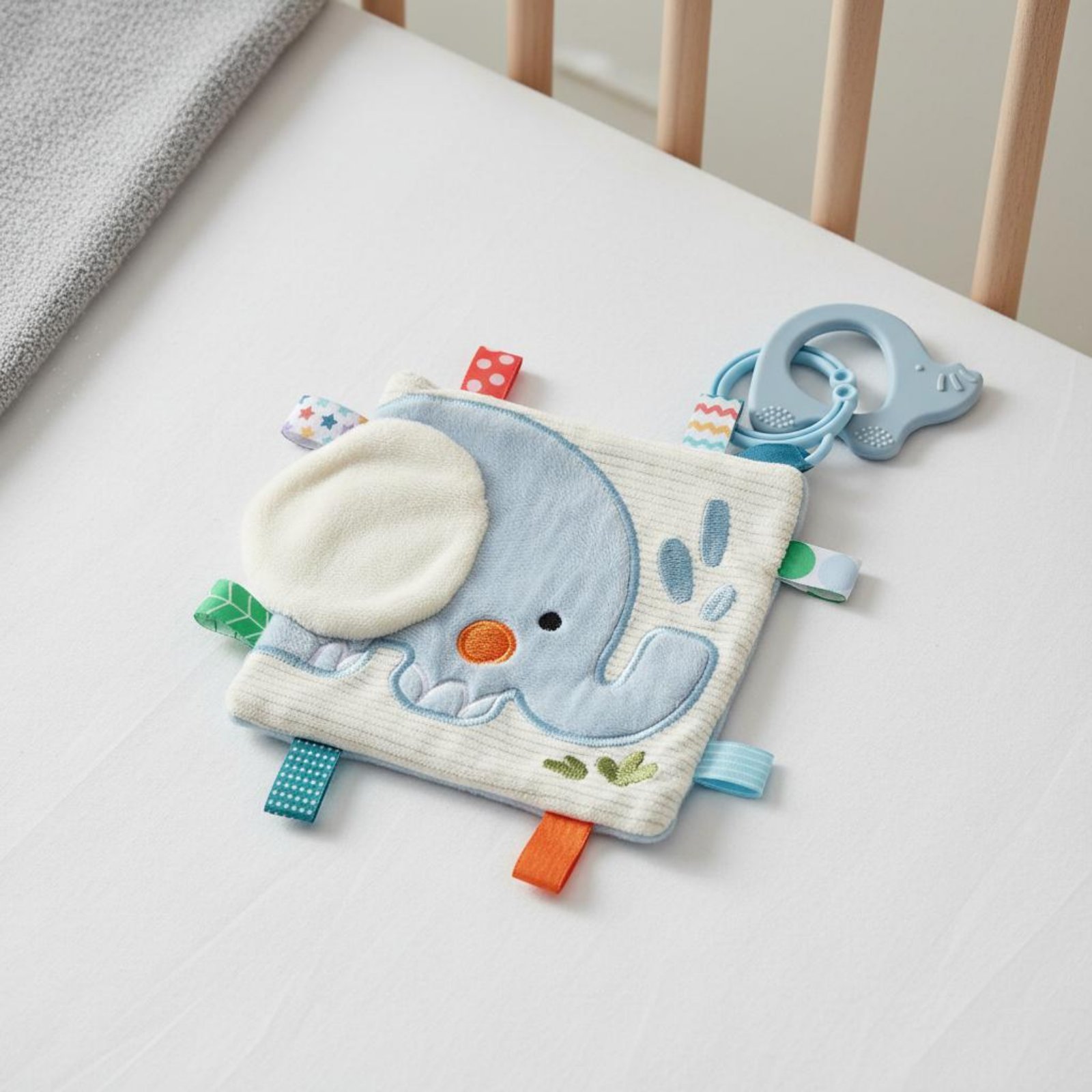 Juguete de Peluche de Elefante - Baby Nursery Gender Neutral reseña y precio